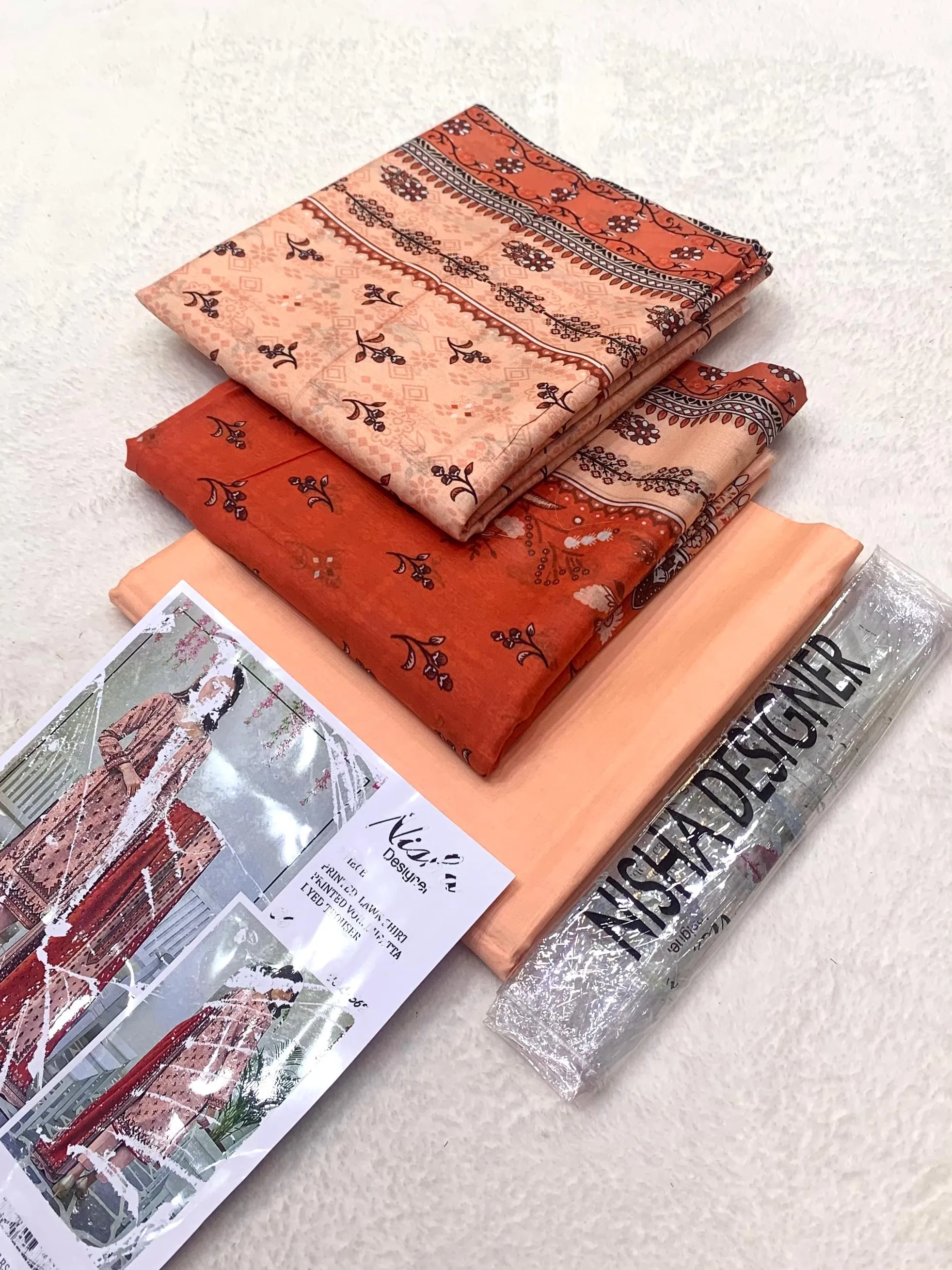 Nisha Designer Lawn 3PC Suit 2026 (4)