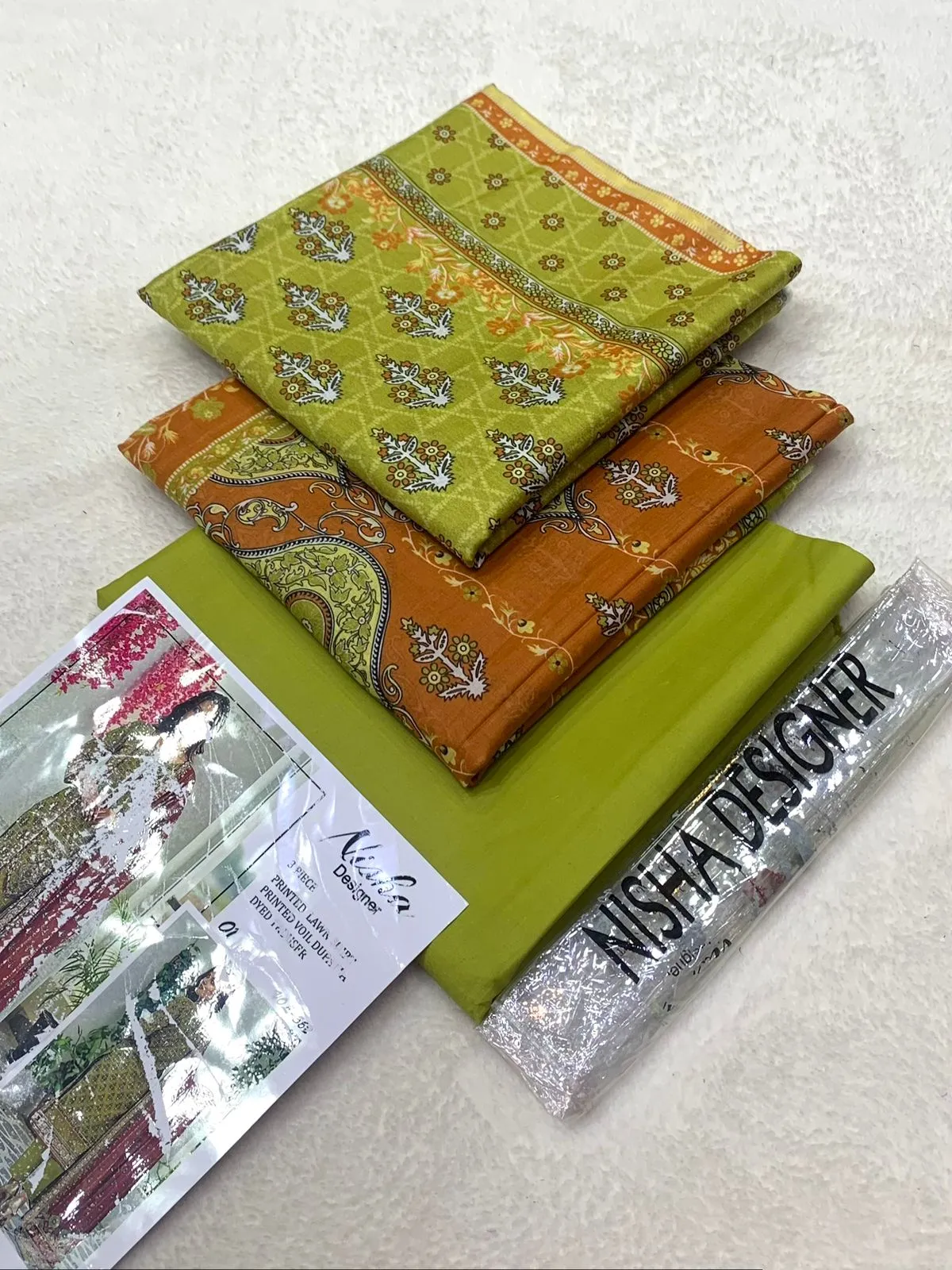 Nisha Designer Lawn 3PC Suit 2026 (2)