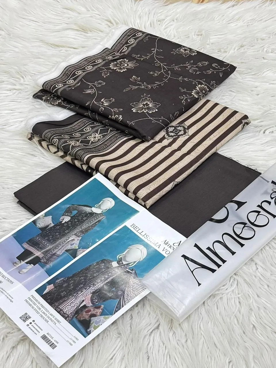 Almeerah Lawn 3PC Suit 2026 (7)
