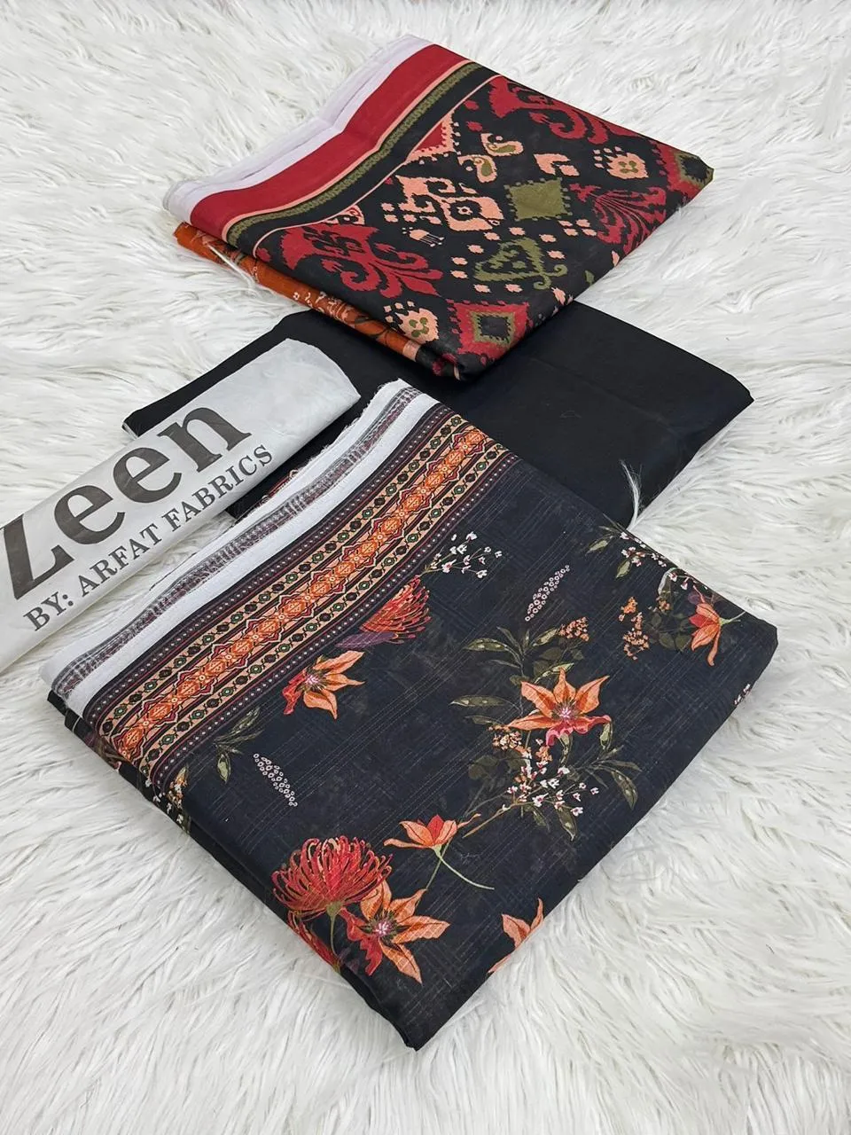 Zeen Black & White Lawn (16)