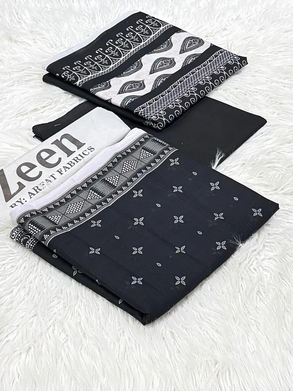 Zeen Black & White Lawn (6)