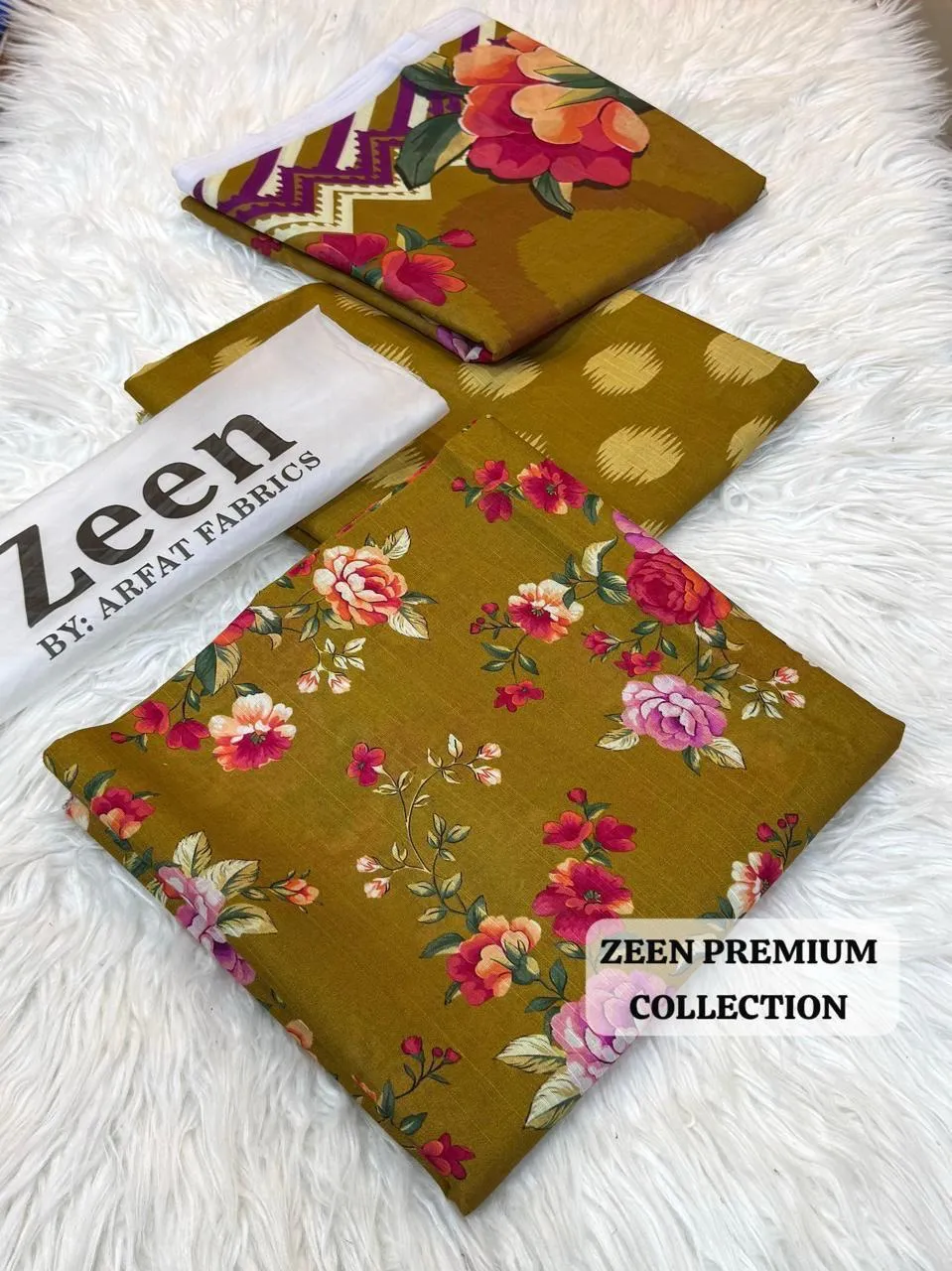 Zeen Doria Lawn 3PC Suit 2026 (14)