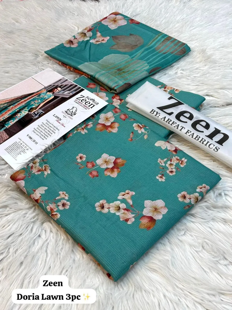 Zeen Doria Lawn 3PC Suit 2026 (12)