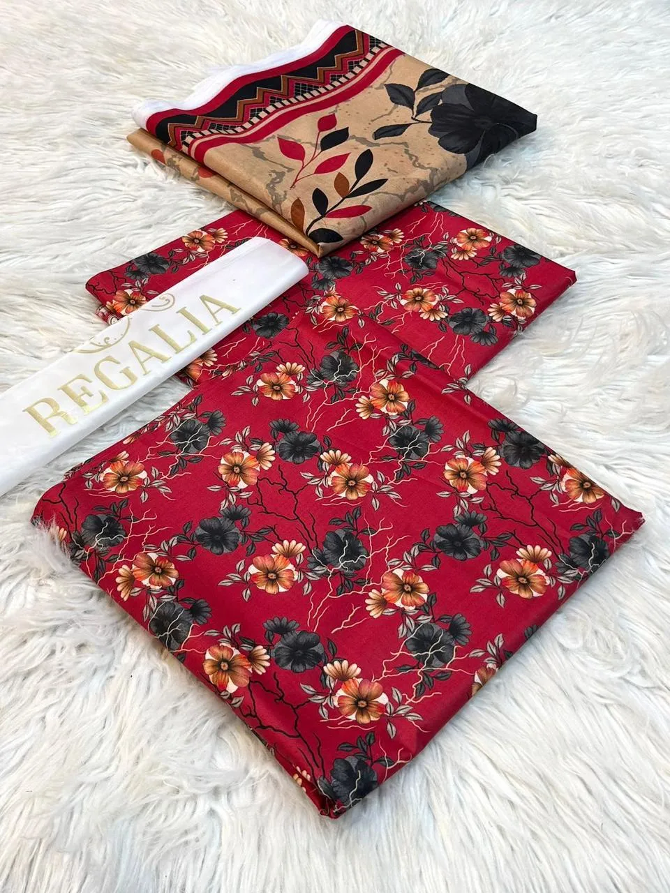 Regalia Lawn 3PC Suit 2026 (29)