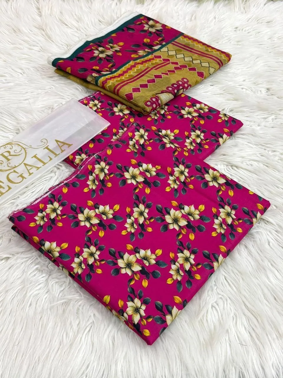 Regalia Lawn 3PC Suit 2026 (26)