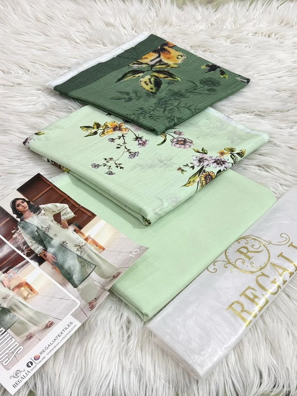 Regalia Lawn 3PC Suit 2026 (7)