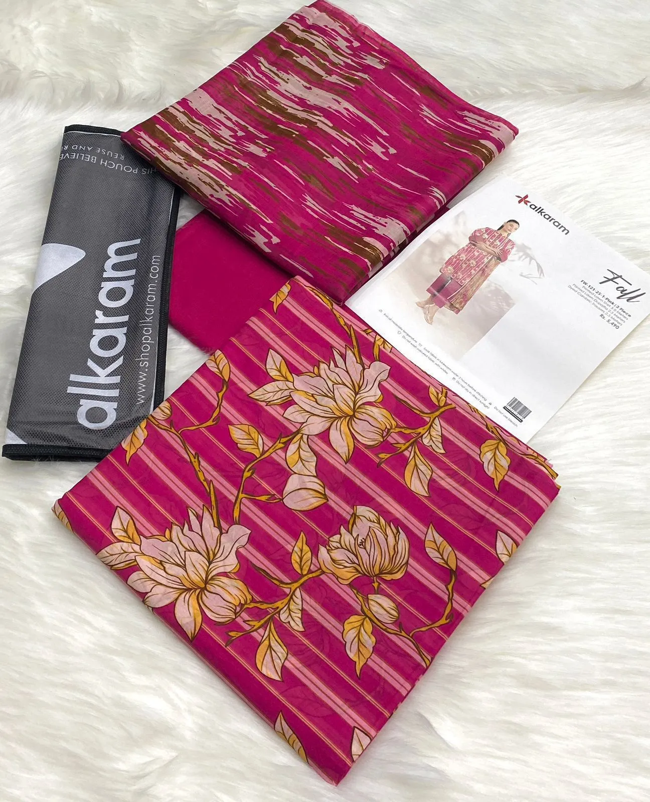 Alkaram Lawn 3PC Suit Collection 2026 (26)