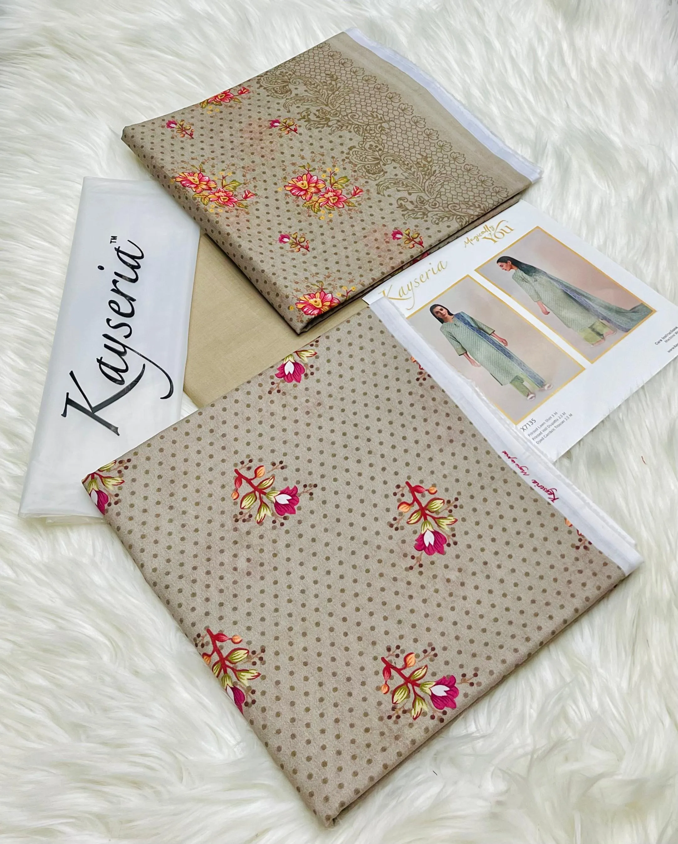 Kayseria Lawn 3PC Suit 2026 (10)