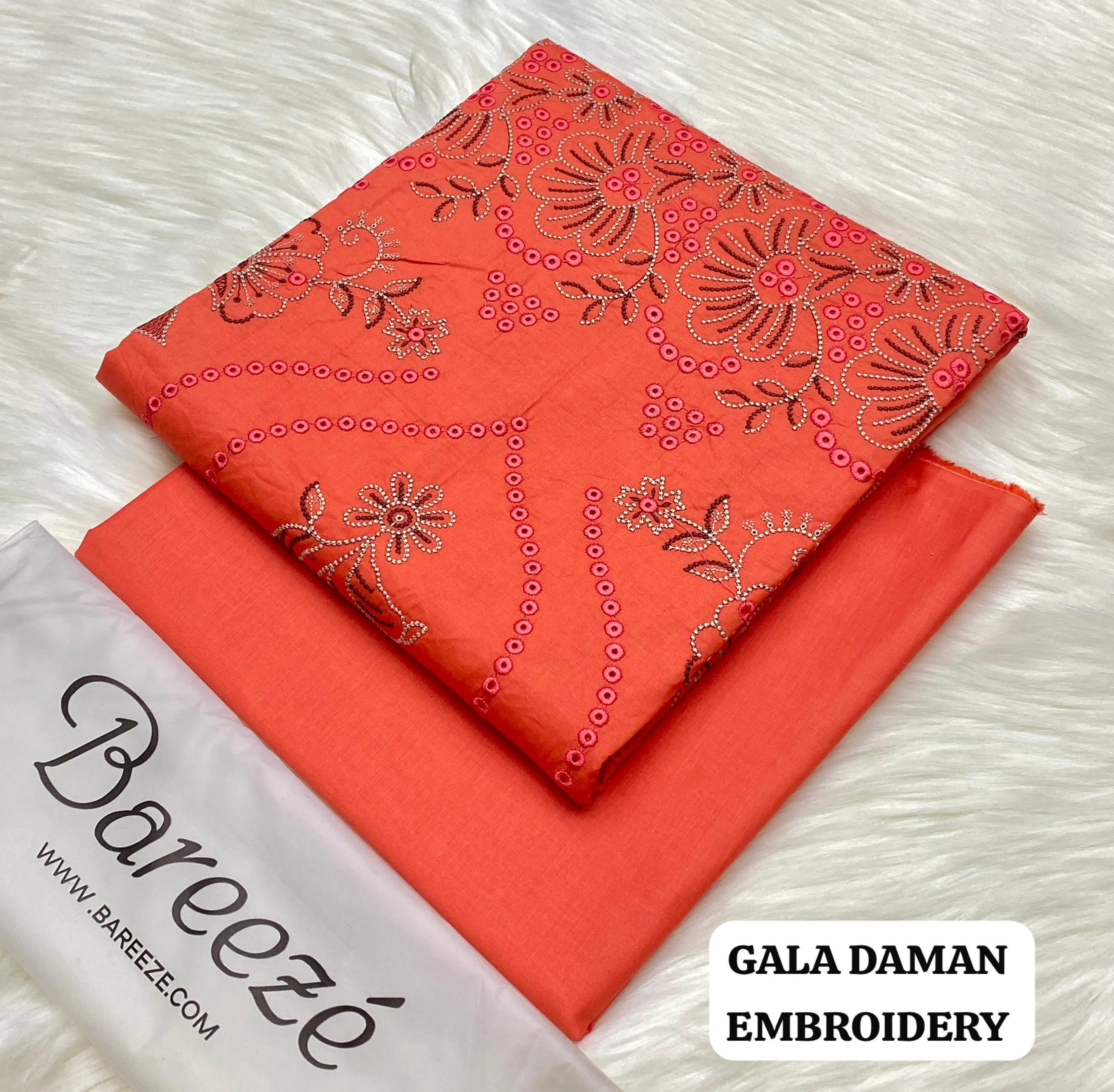 Heavy Embroidery Lawn Suit (5)
