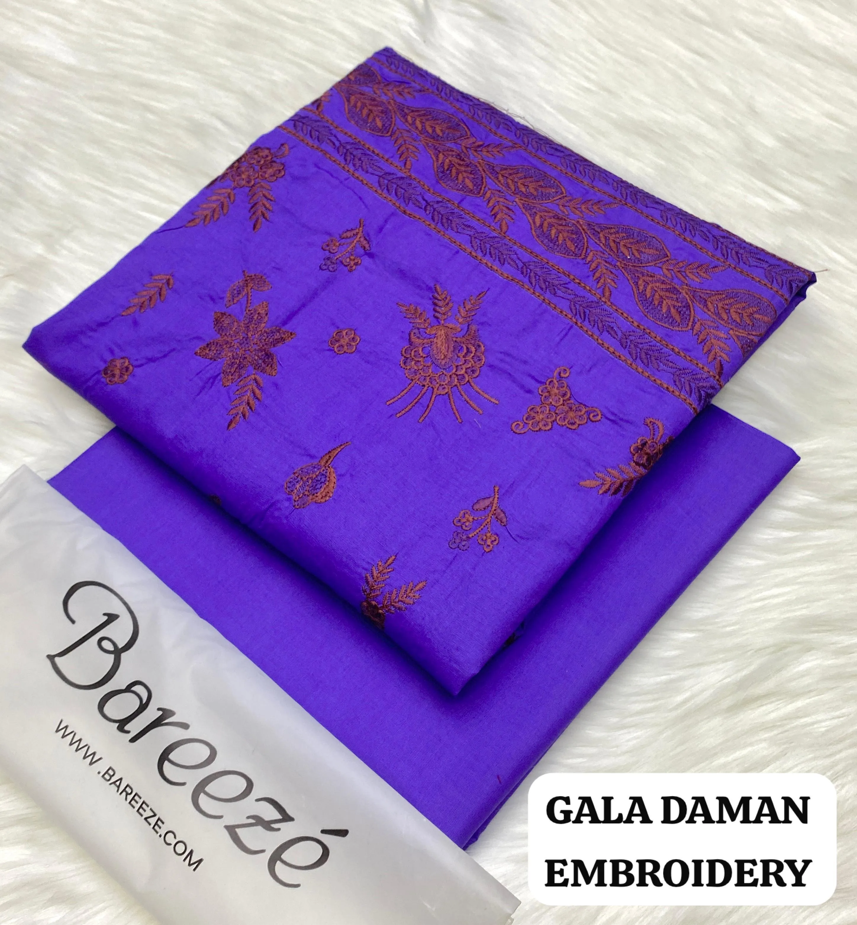 Heavy Embroidery Lawn Suit (3)