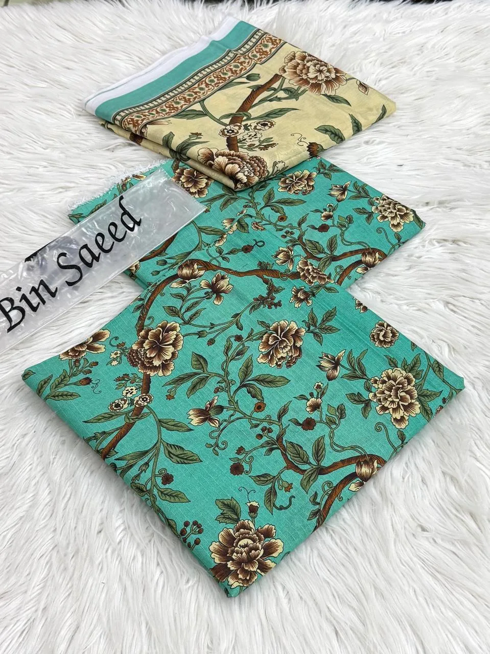 Bin Saeed Lawn 3PC Suit (26)