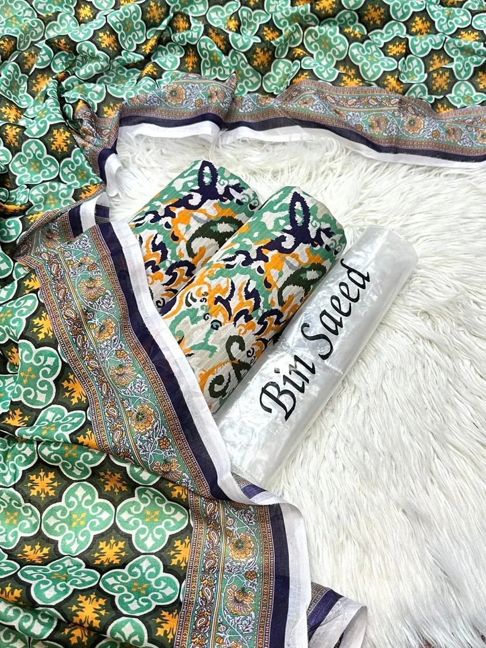 Bin Saeed Lawn 3PC Suit (13)