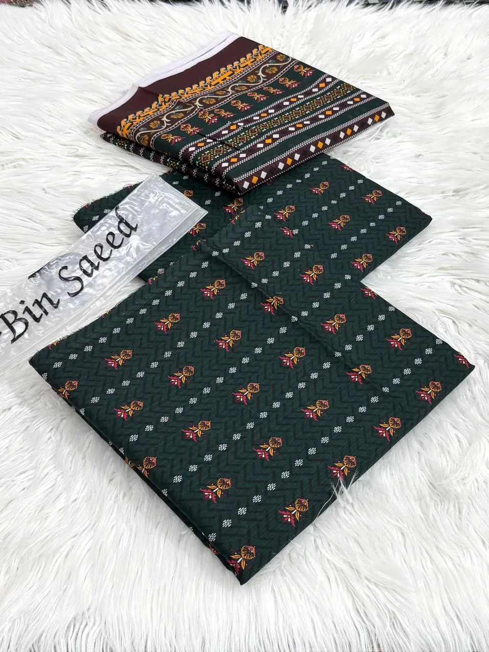 Bin Saeed Lawn 3PC Suit (2)