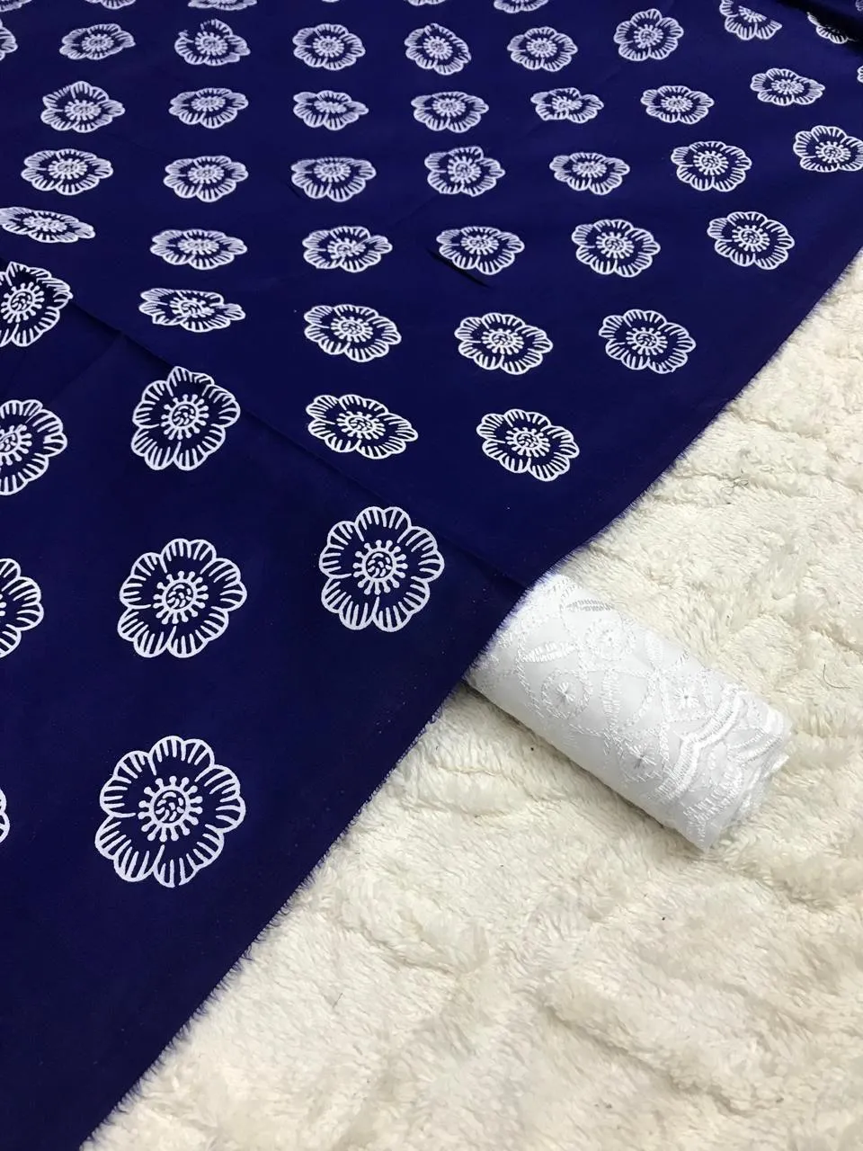 Block Print Lawn 2PC Suit (12)