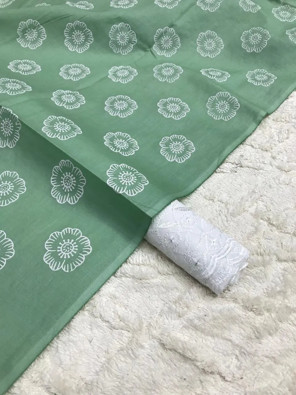 Block Print Lawn 2PC Suit (11)