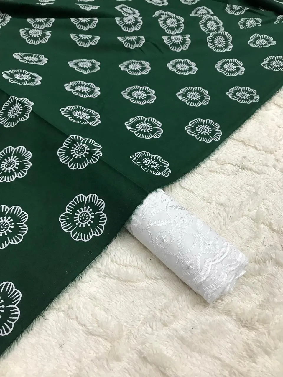 Block Print Lawn 2PC Suit (6)
