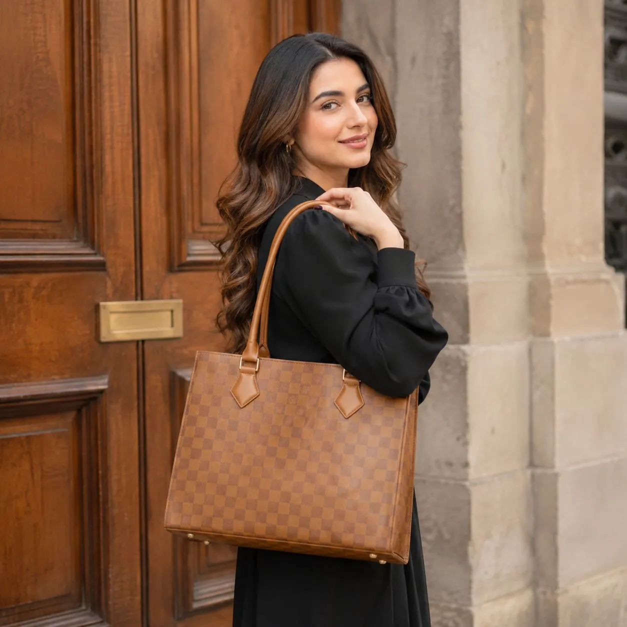 Women Checkered Handbag Set 2PC | Premium Fashion Tote & Pouch Collection