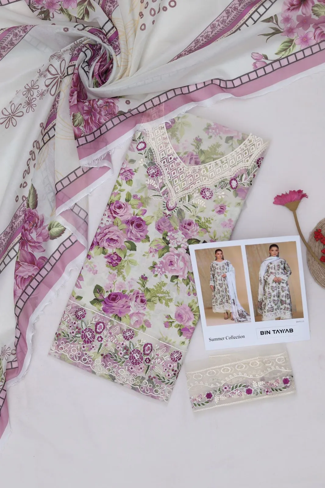 Printed Lawn Embroidered 3PC Suit (1)