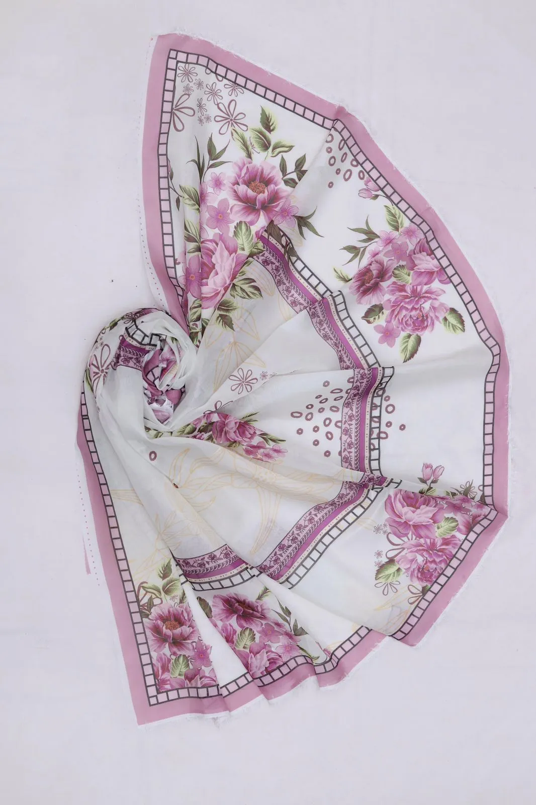 Printed Lawn Embroidered 3PC Suit (2)