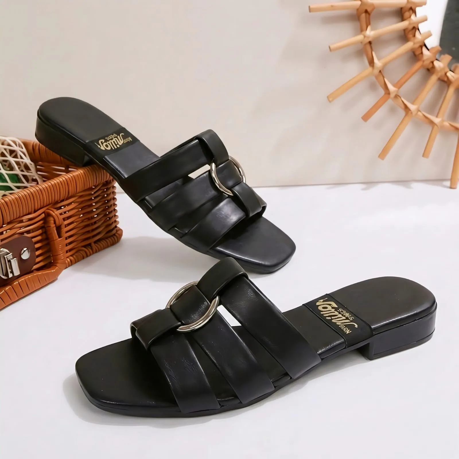 Ladies Low Heels Sandals Footwear for Women
