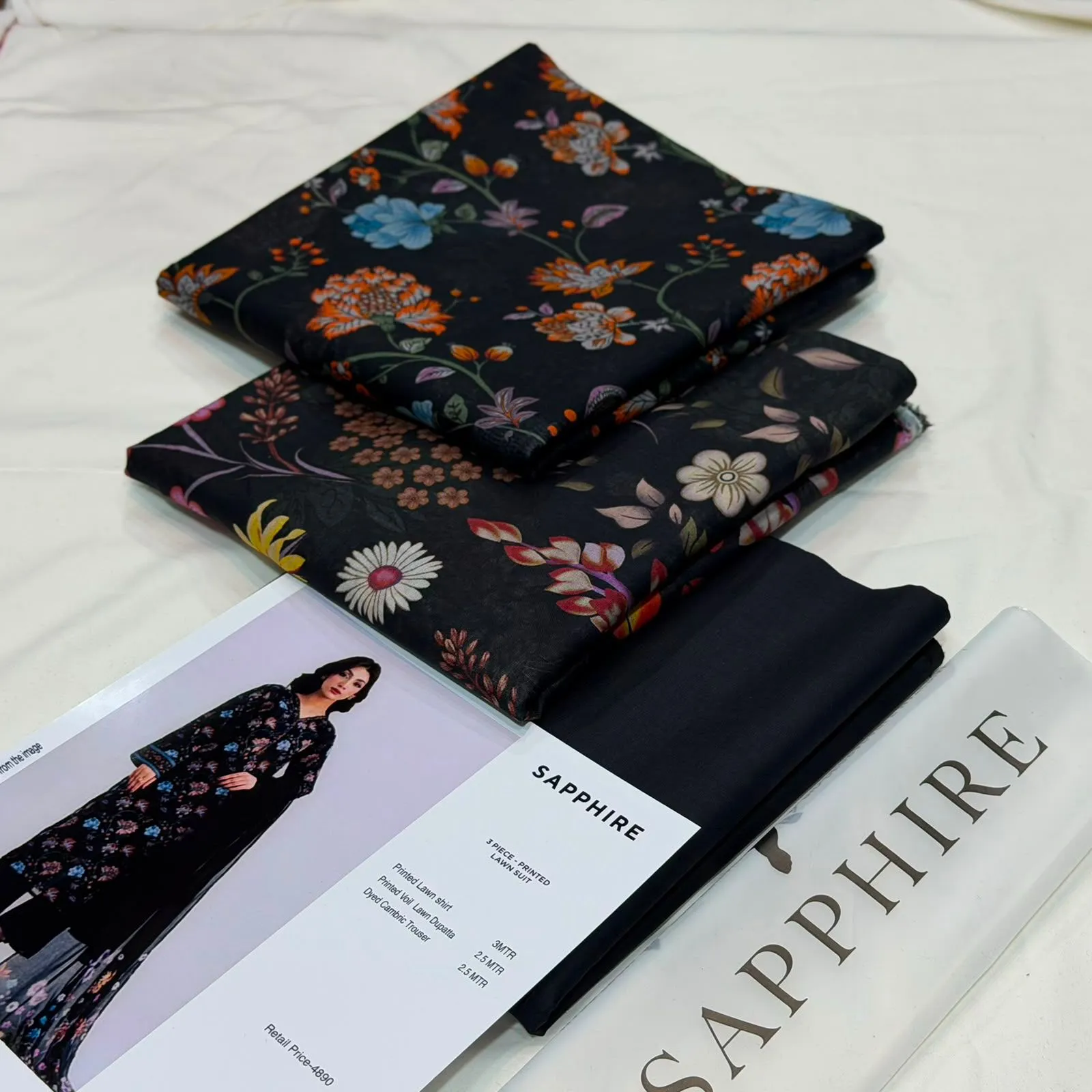 SAPPHIRE Printed Lawn Suit (9)