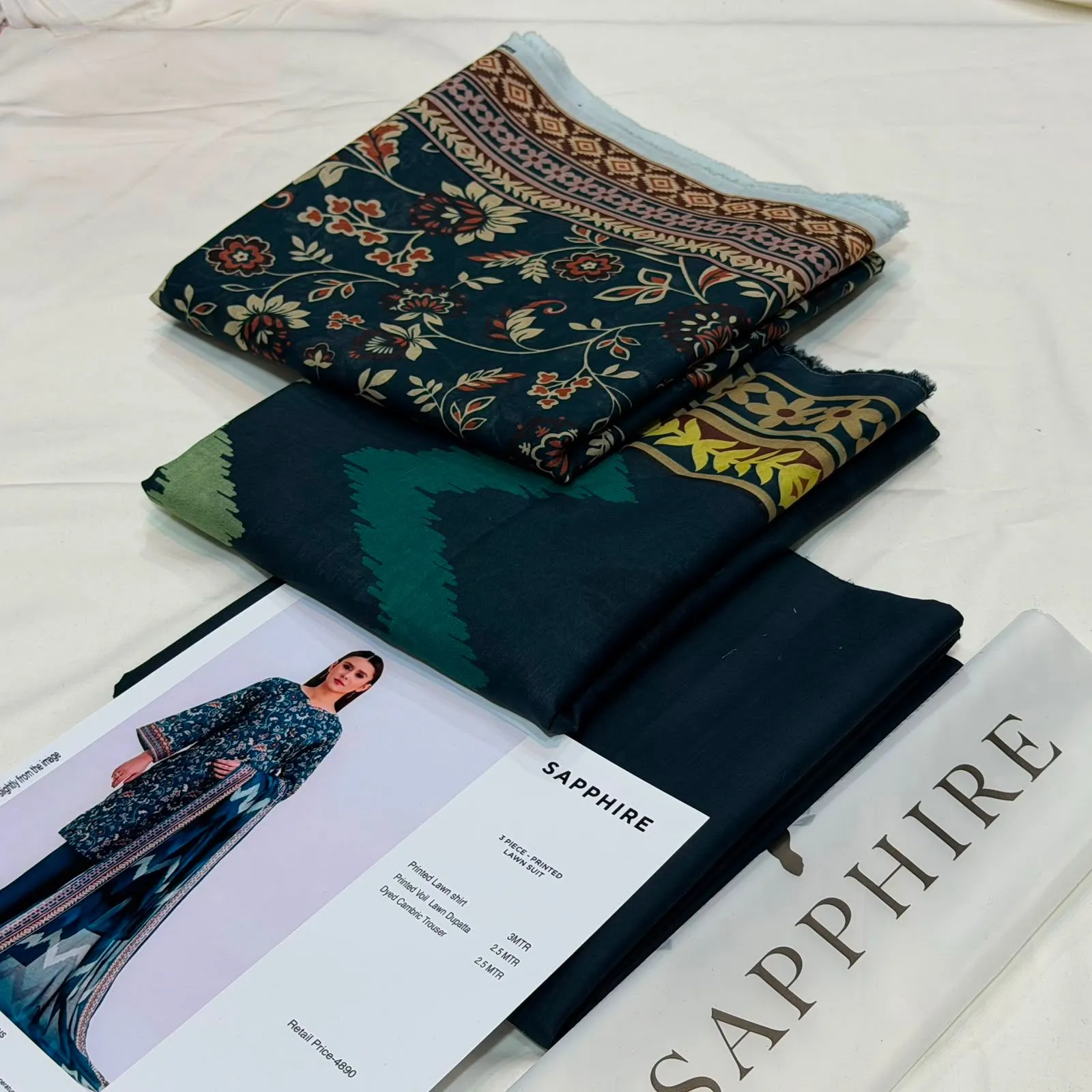 SAPPHIRE Printed Lawn Suit (8)