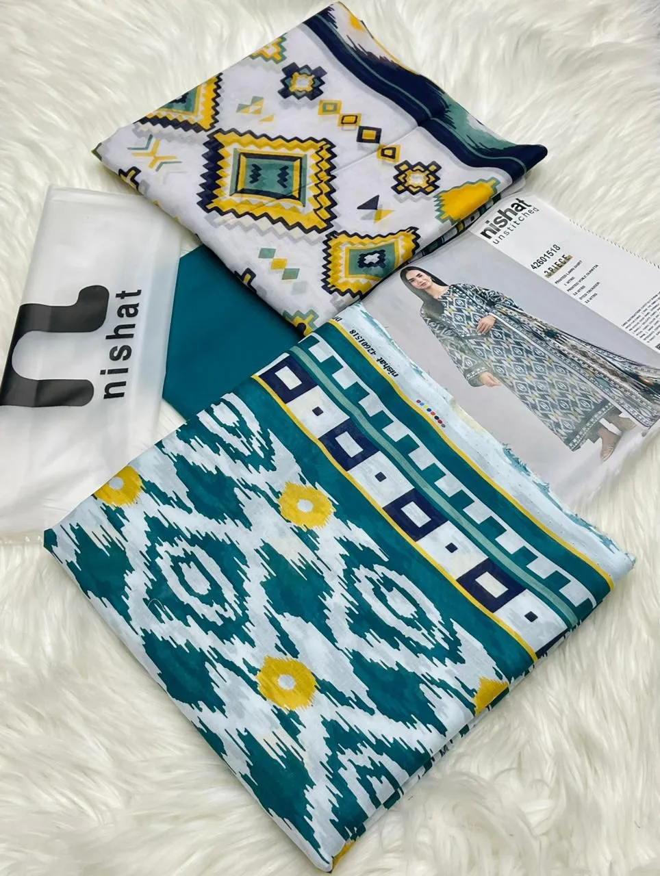 Unstitched Digital Printed Lawn (4)