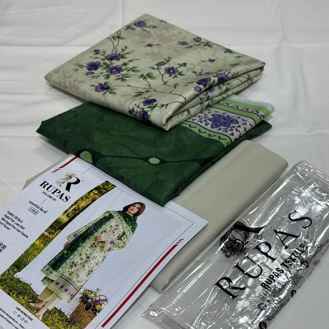 Rupas Lawn 3PC 2026 (27)