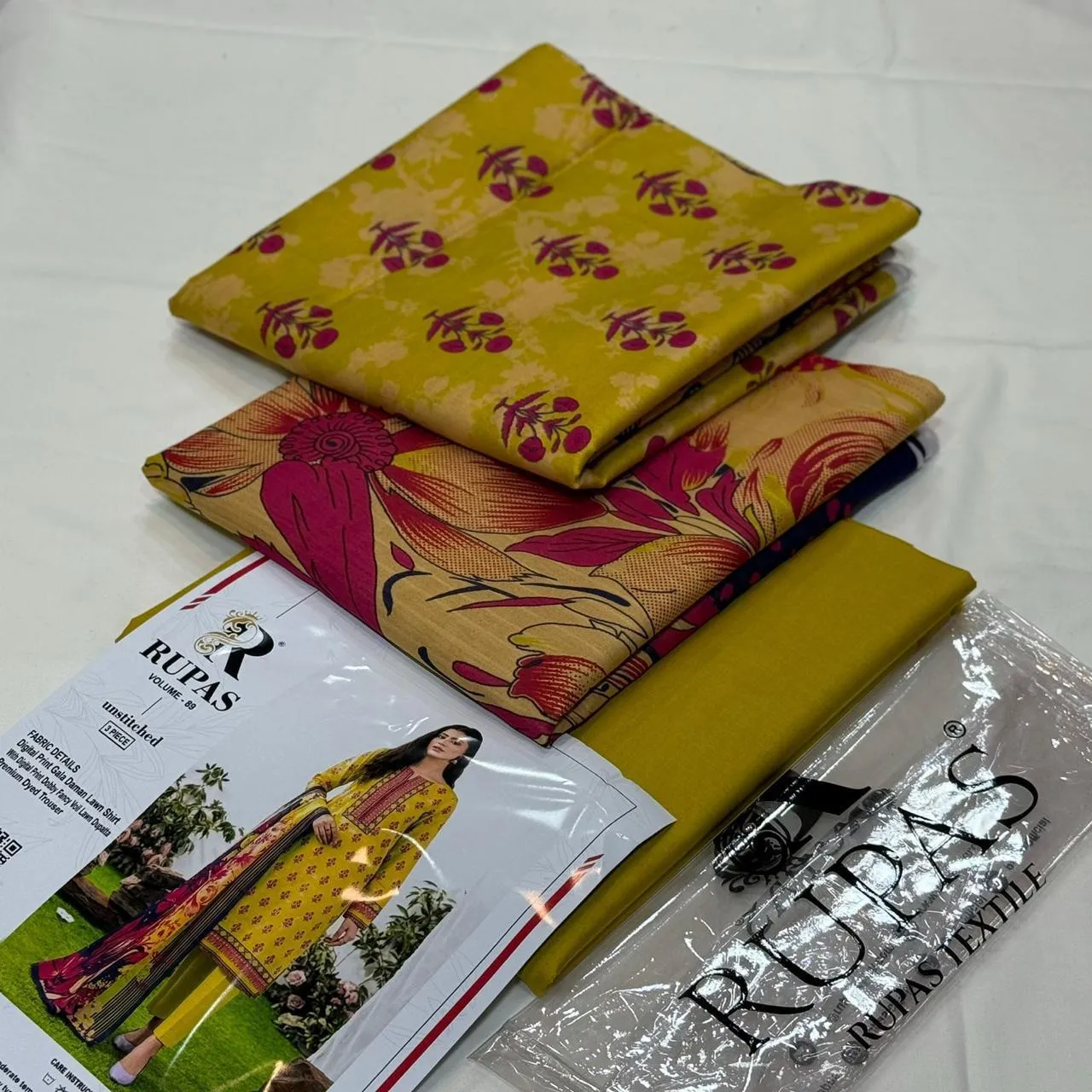 Rupas Lawn 3PC 2026 (32)
