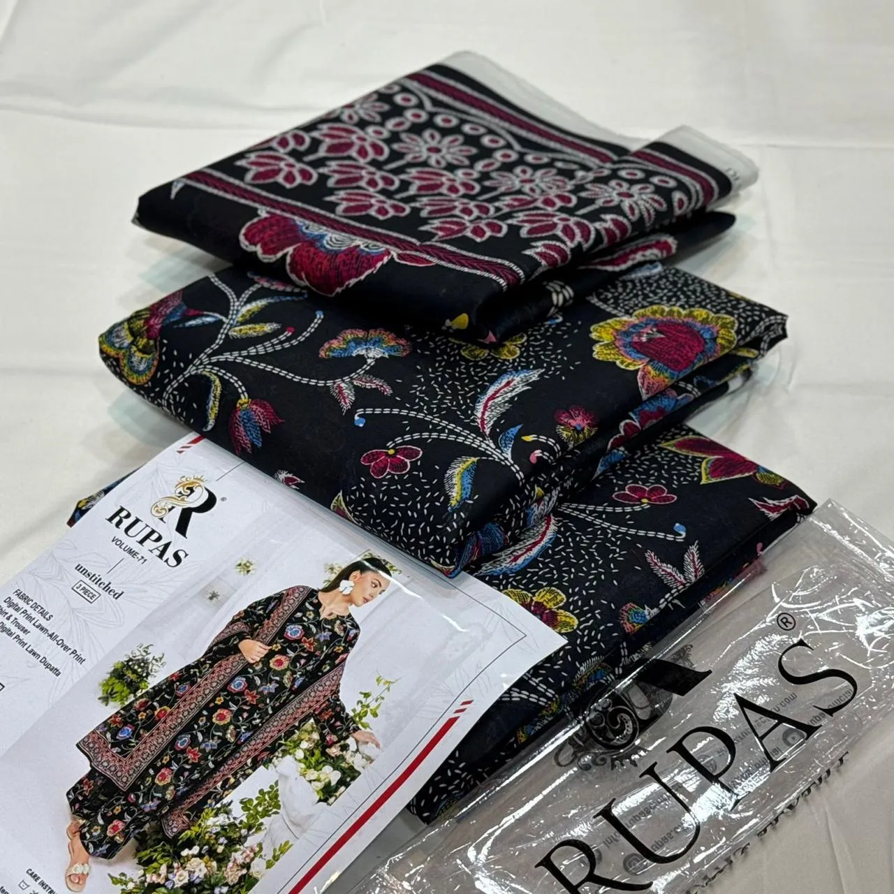 Rupas Lawn 3PC 2026 (37)