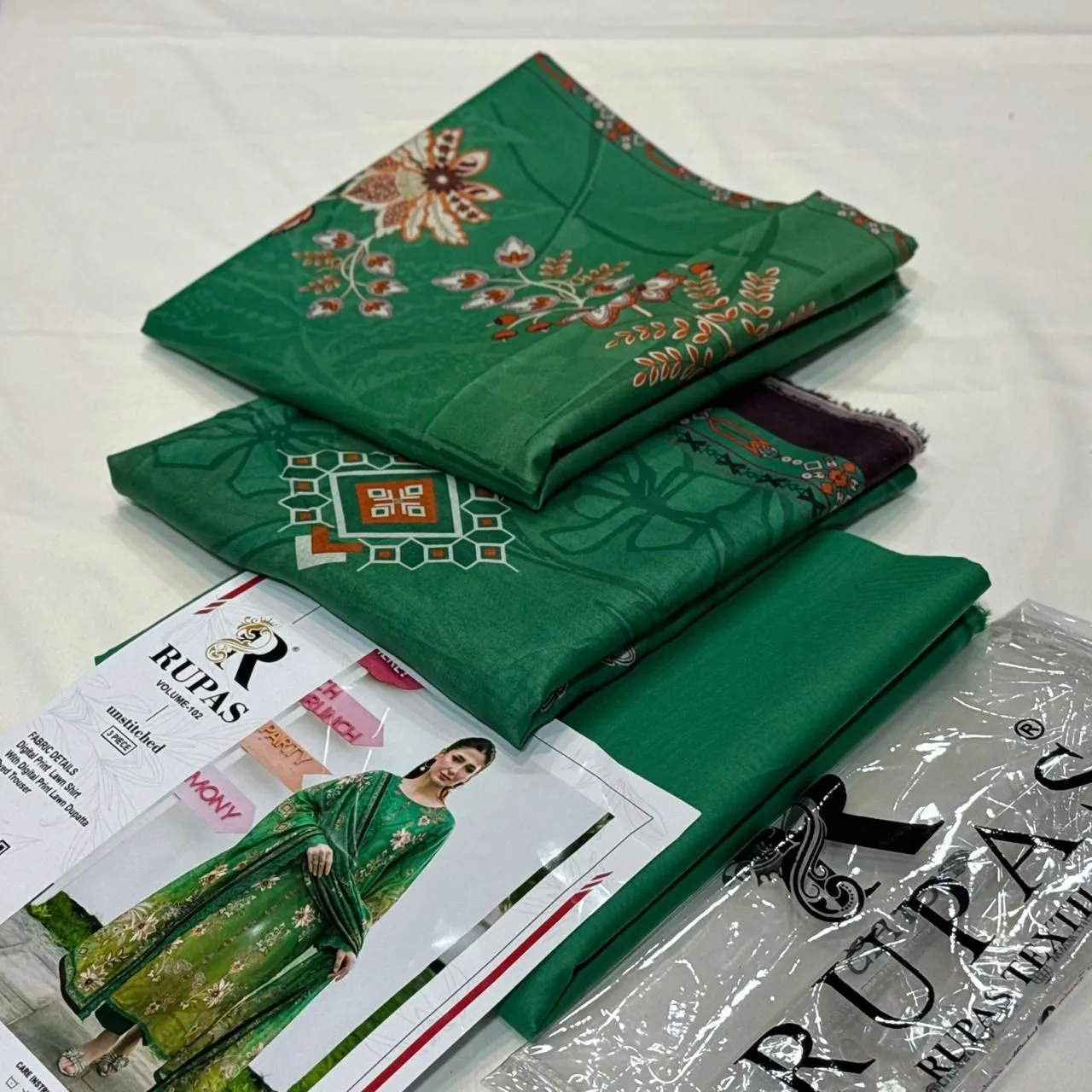 Rupas Lawn 3PC 2026 (38)