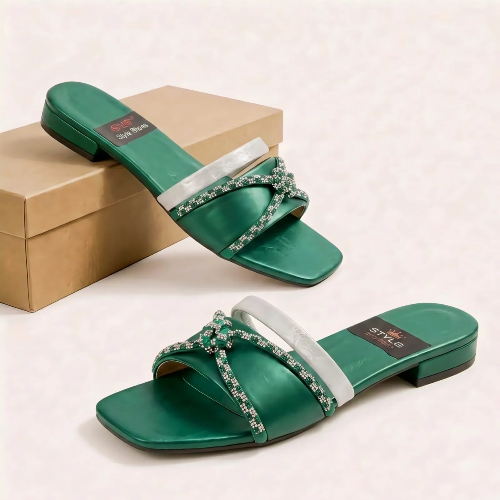 Ladies Low Heel Slippers (3)