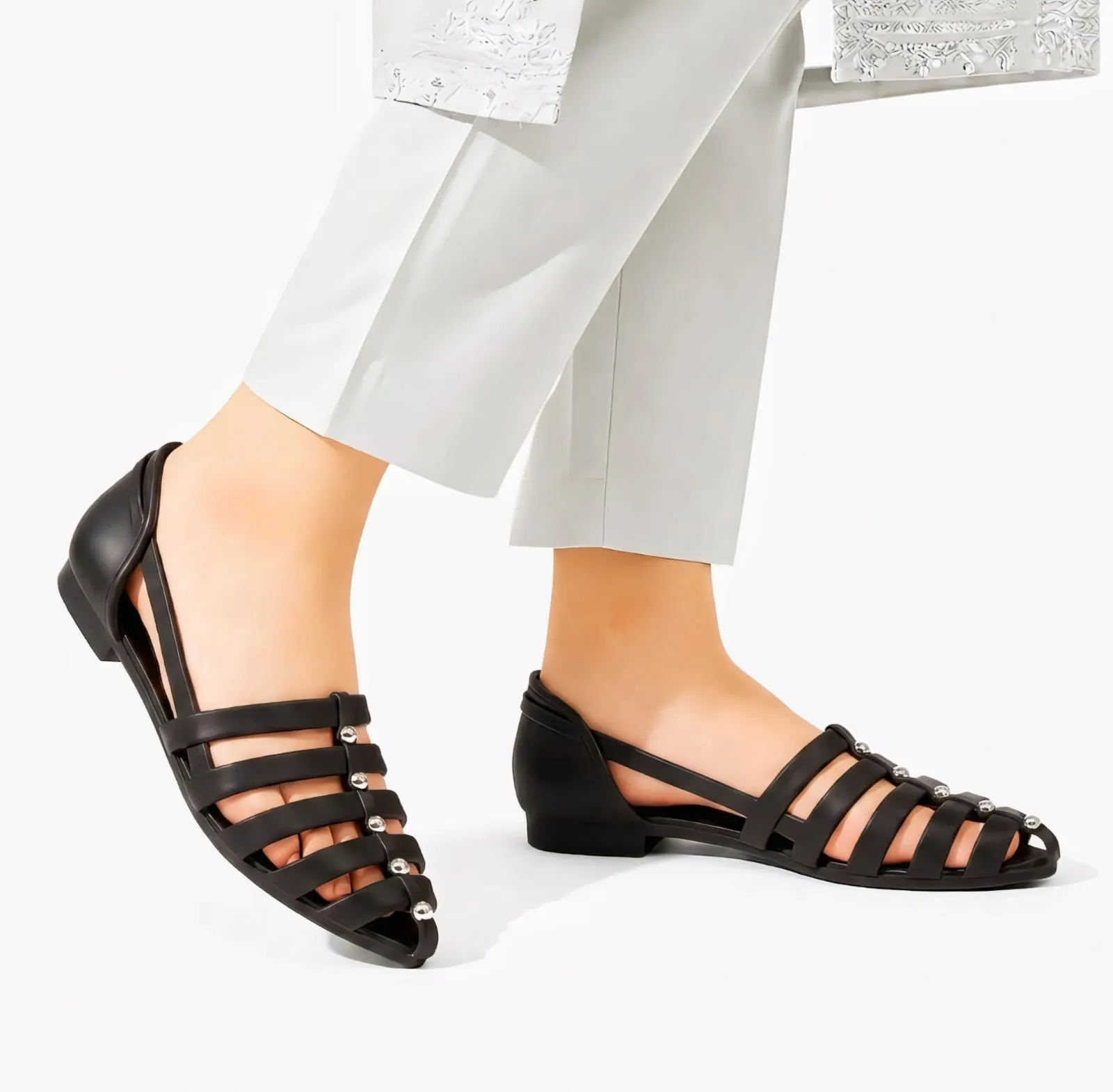 Ladies Flat Sandals Collection 2026 | Stylish Daily Wear Footwear
