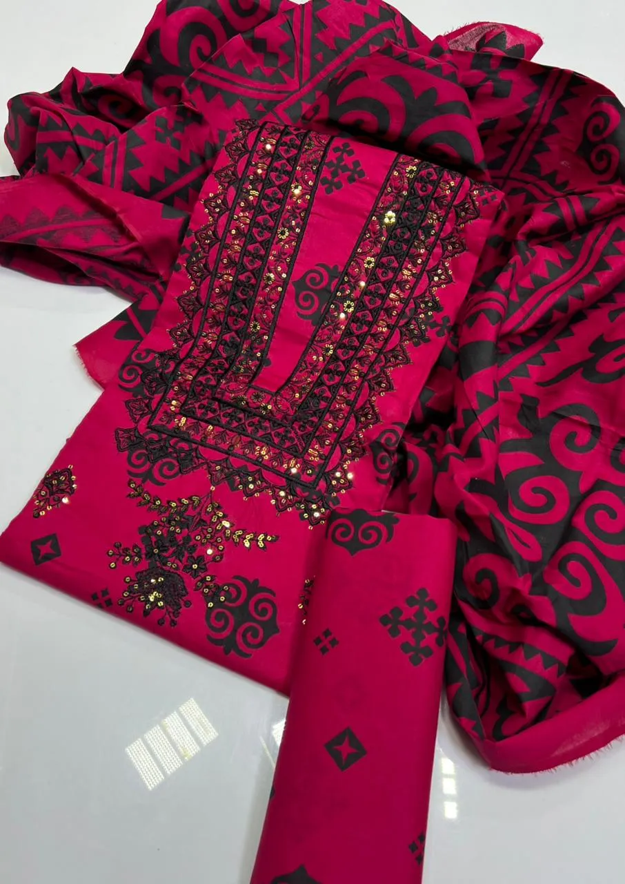 V Gala Embroidery Suit 2026 (5)