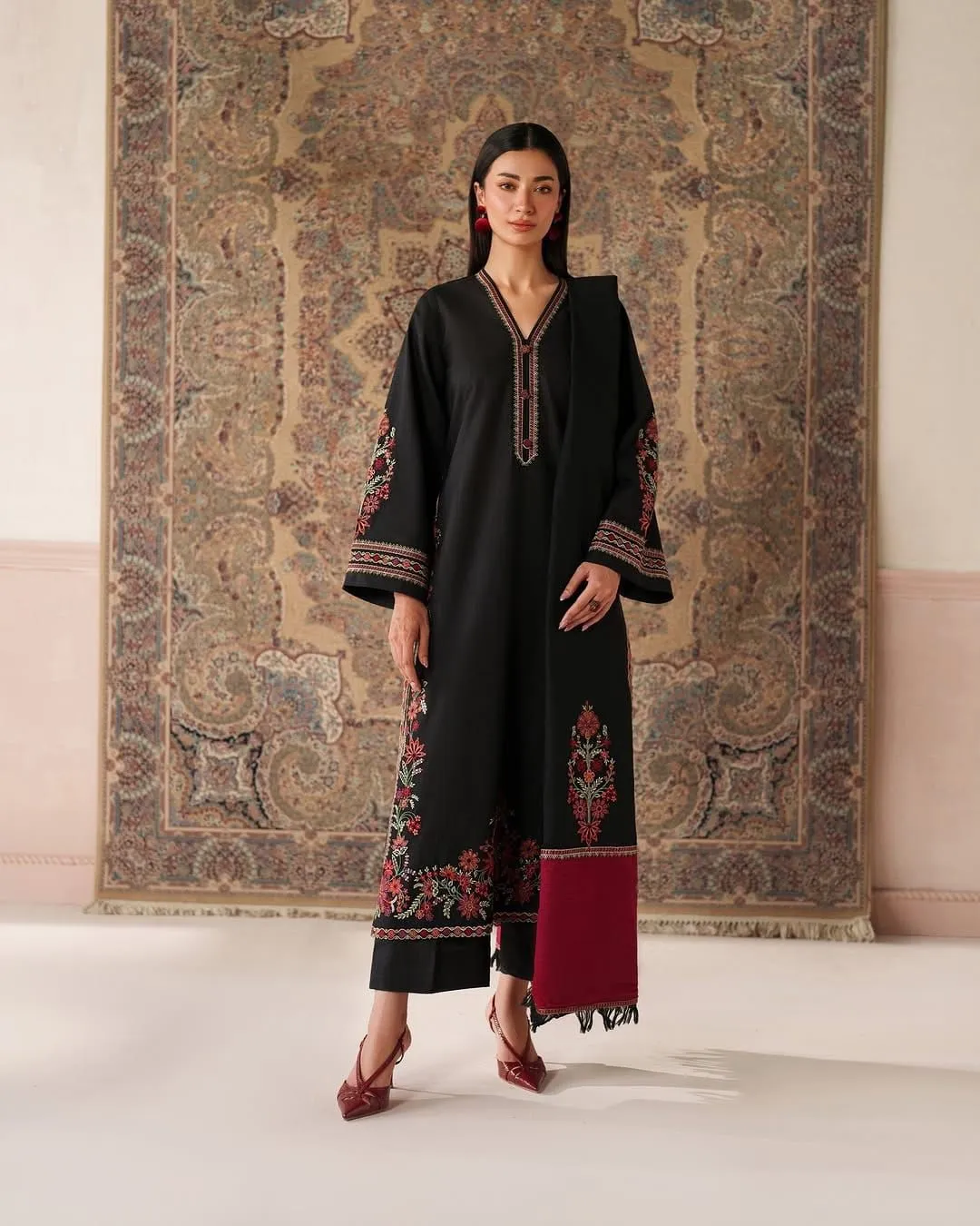 Baroque Lawn Collection 2026 | Premium Embroidered 3PC Suit