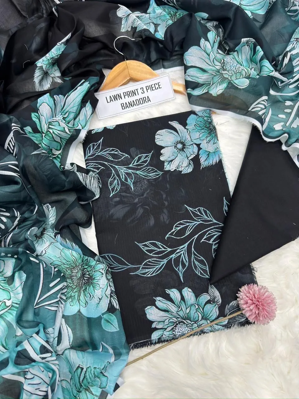 Black Blossom Lawn 3PC 2026 (8)