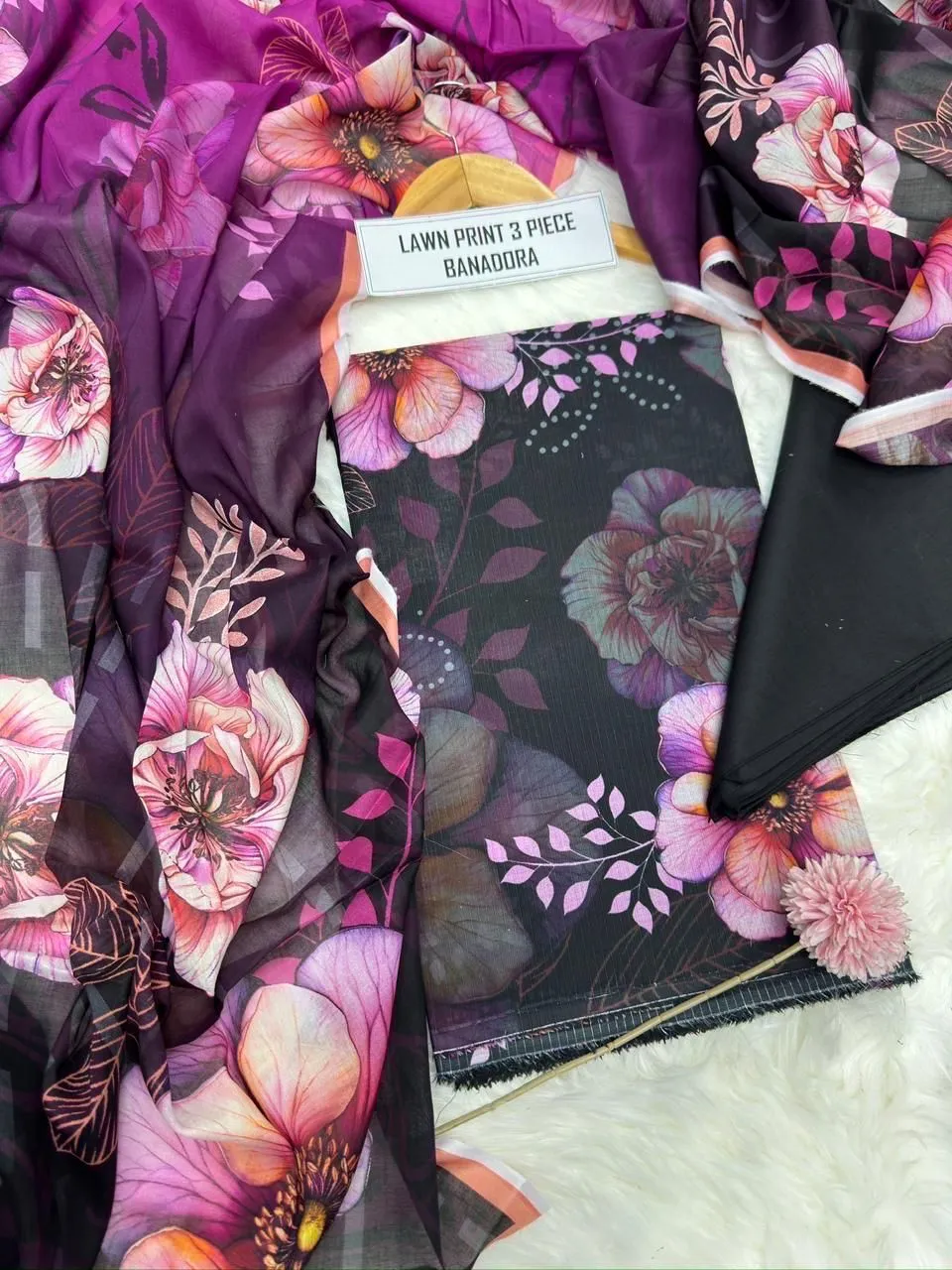 Black Blossom Lawn 3PC 2026 (11)