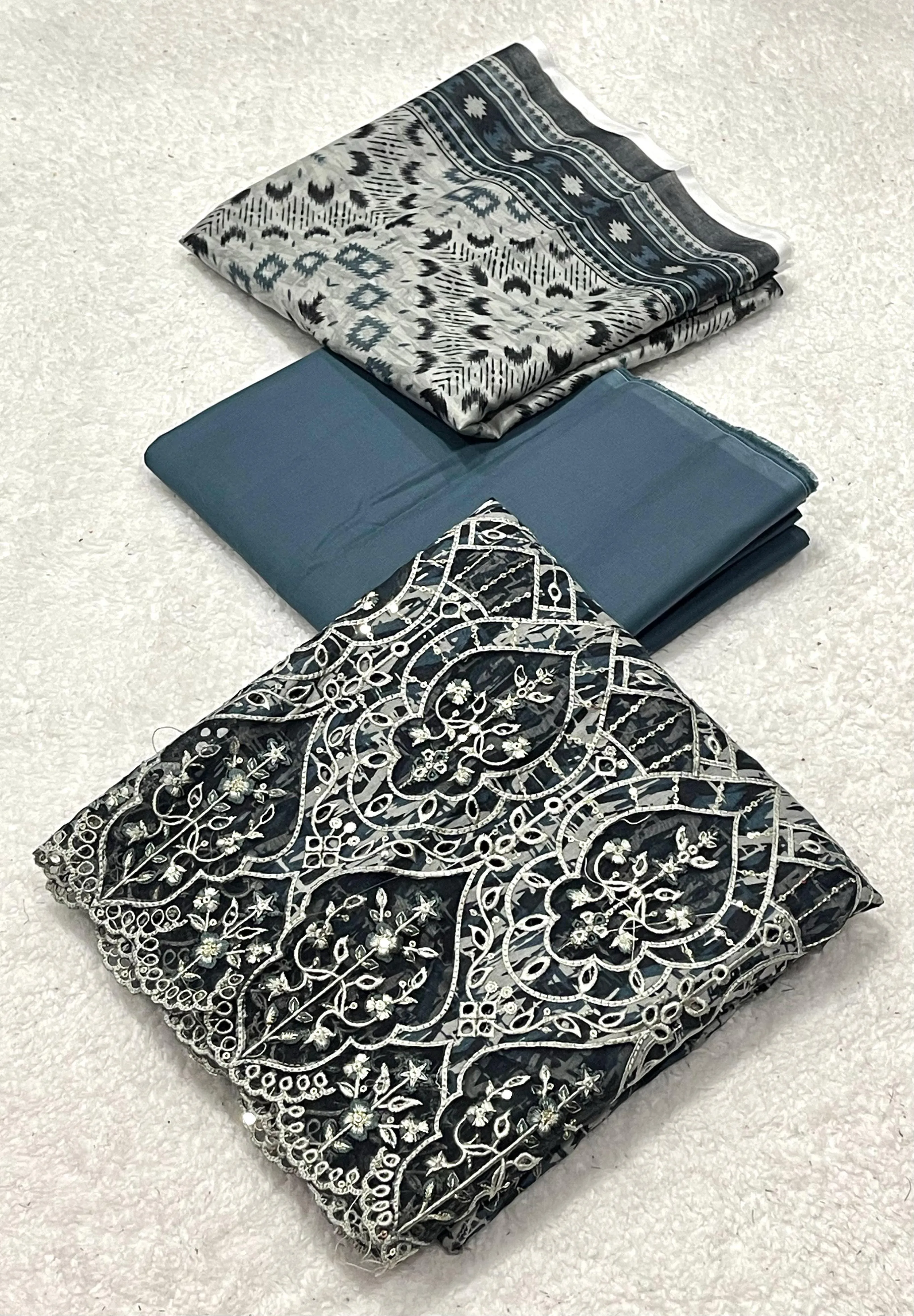Rawayat Lawn Cutwork Collection 2026 (9)