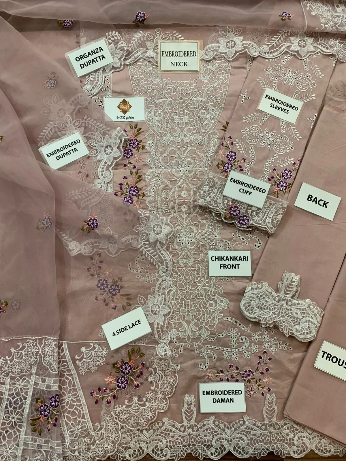 Elaf Royal Chicken Kari Lawn Suit 2026 (8)