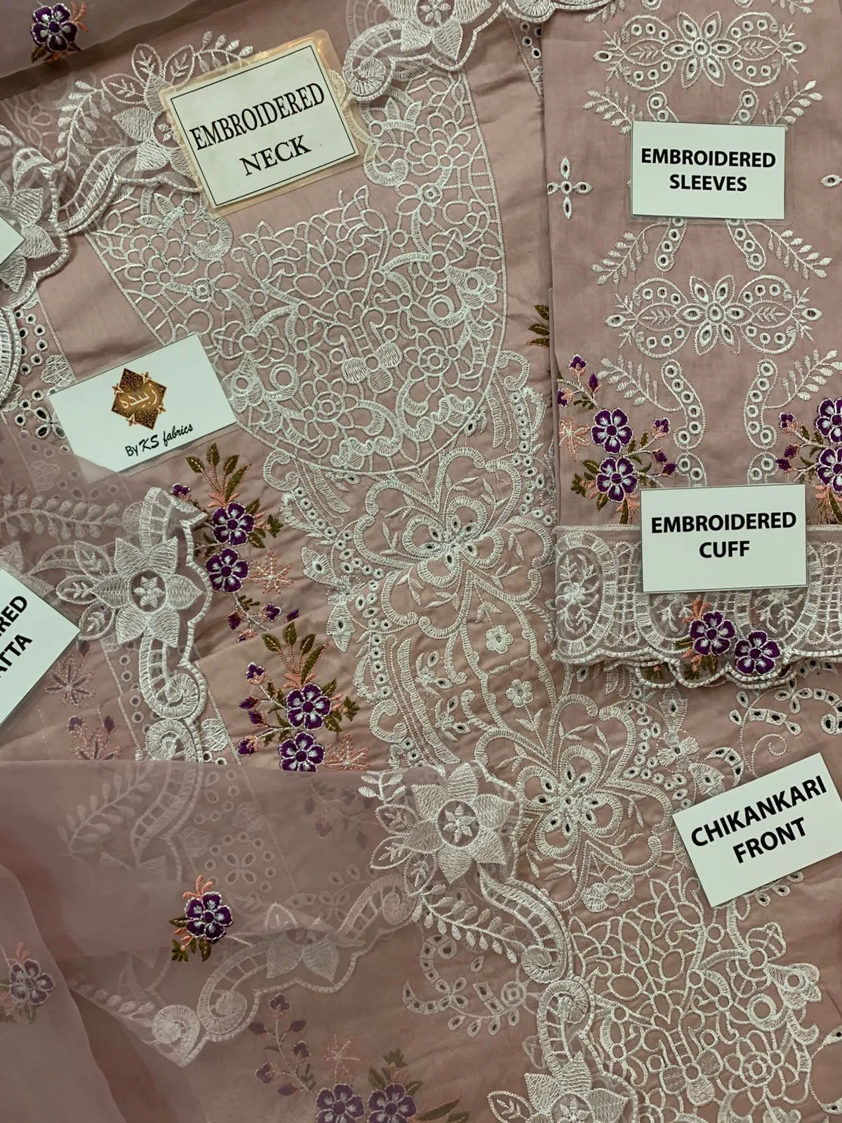 Elaf Royal Chicken Kari Lawn Suit 2026 (12)