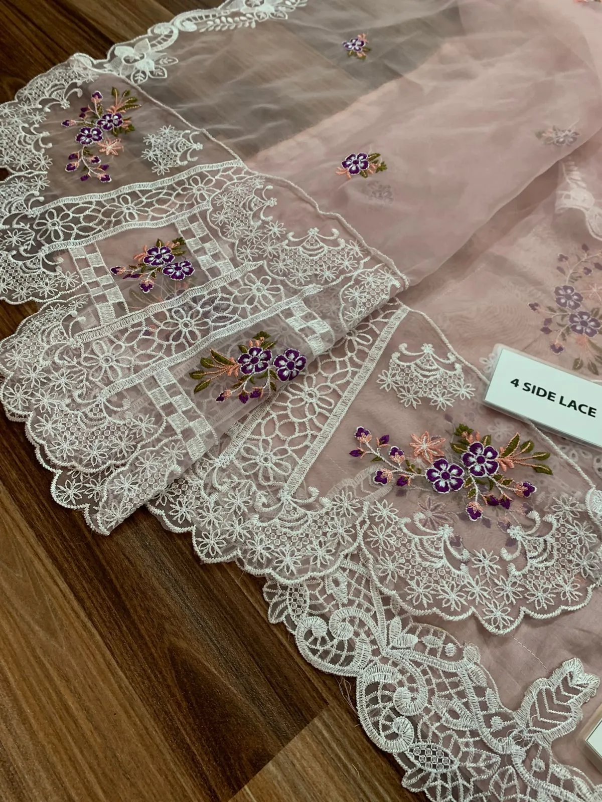 Elaf Royal Chicken Kari Lawn Suit 2026 (14)