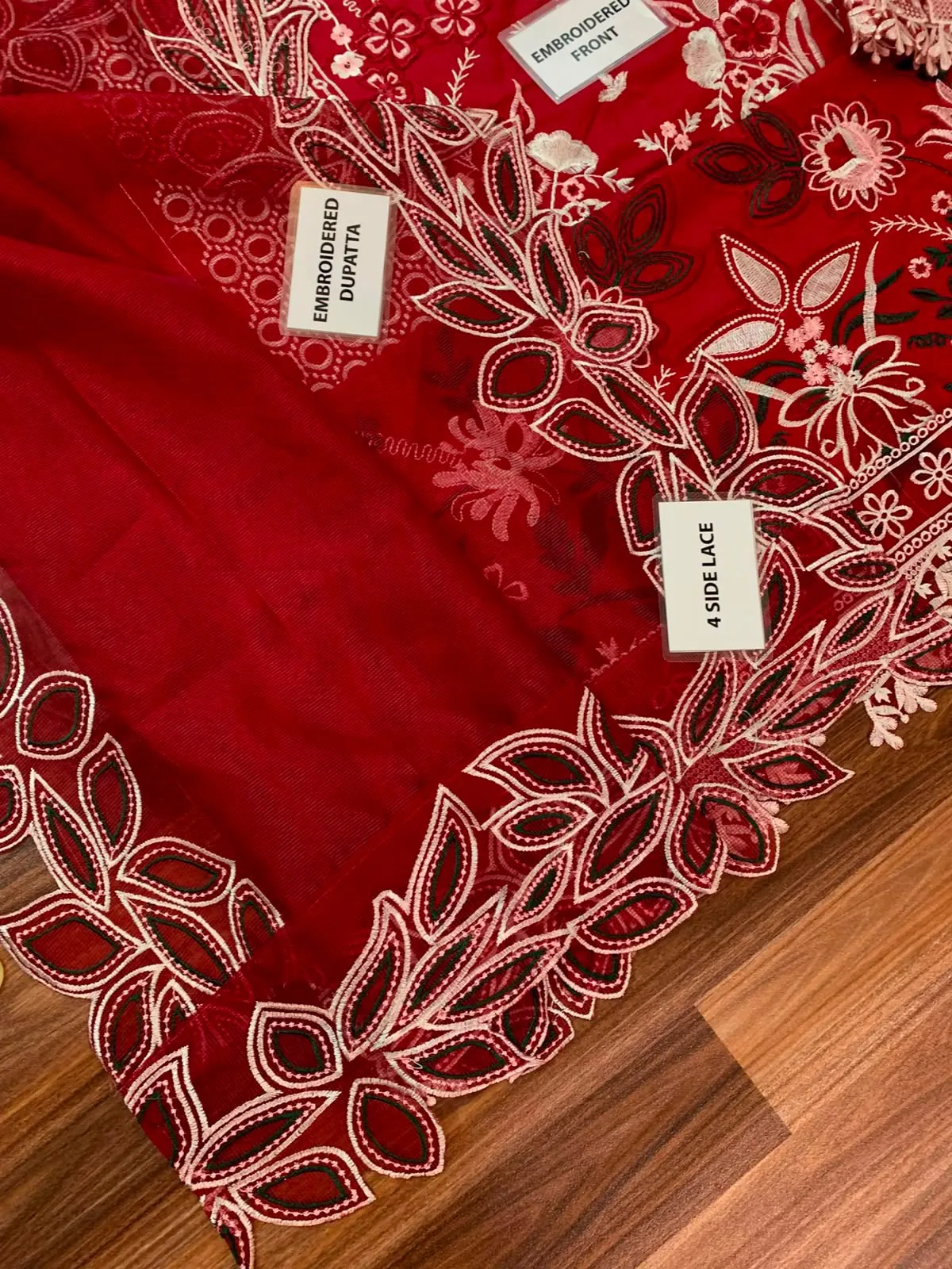 Mahnur Chickenkari Cotton Suit 2026 (6)