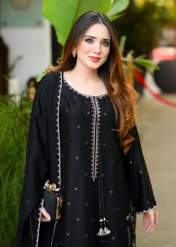 Coco By Zara Shahjahan Lawn Suit 2026 (3)