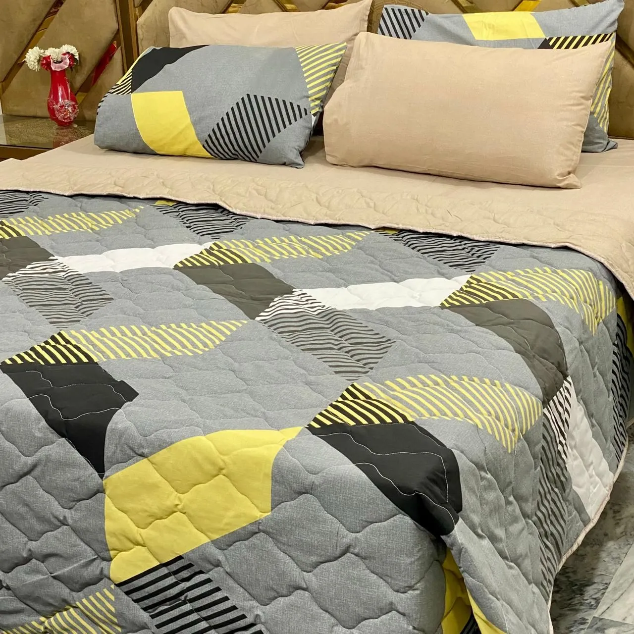 6 Piece Pure Cotton Comforter Set (6)