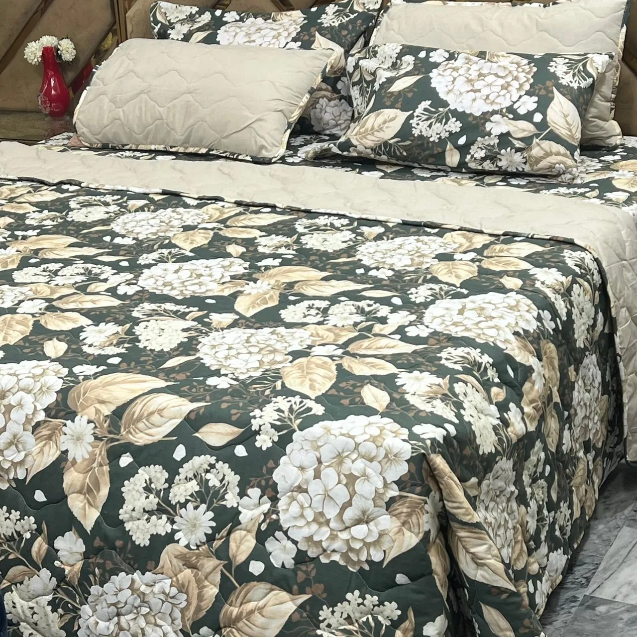 6 Piece Pure Cotton Comforter Set (15)