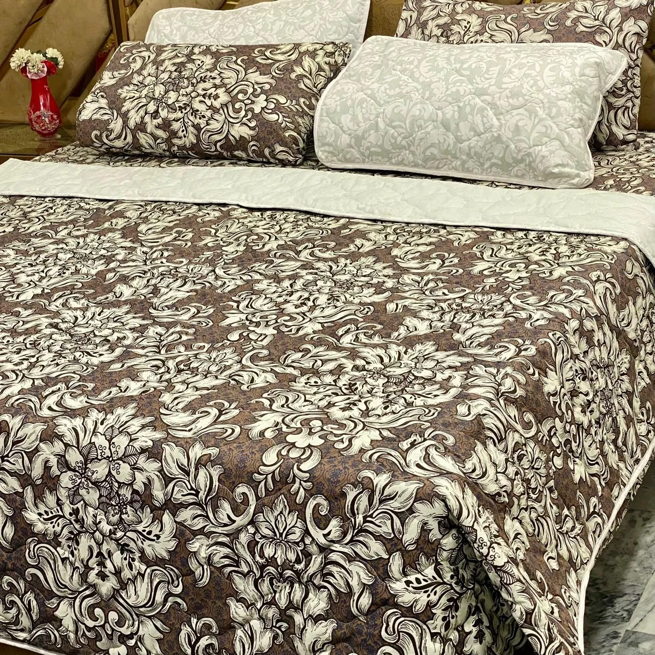 6 Piece Pure Cotton Comforter Set (20)