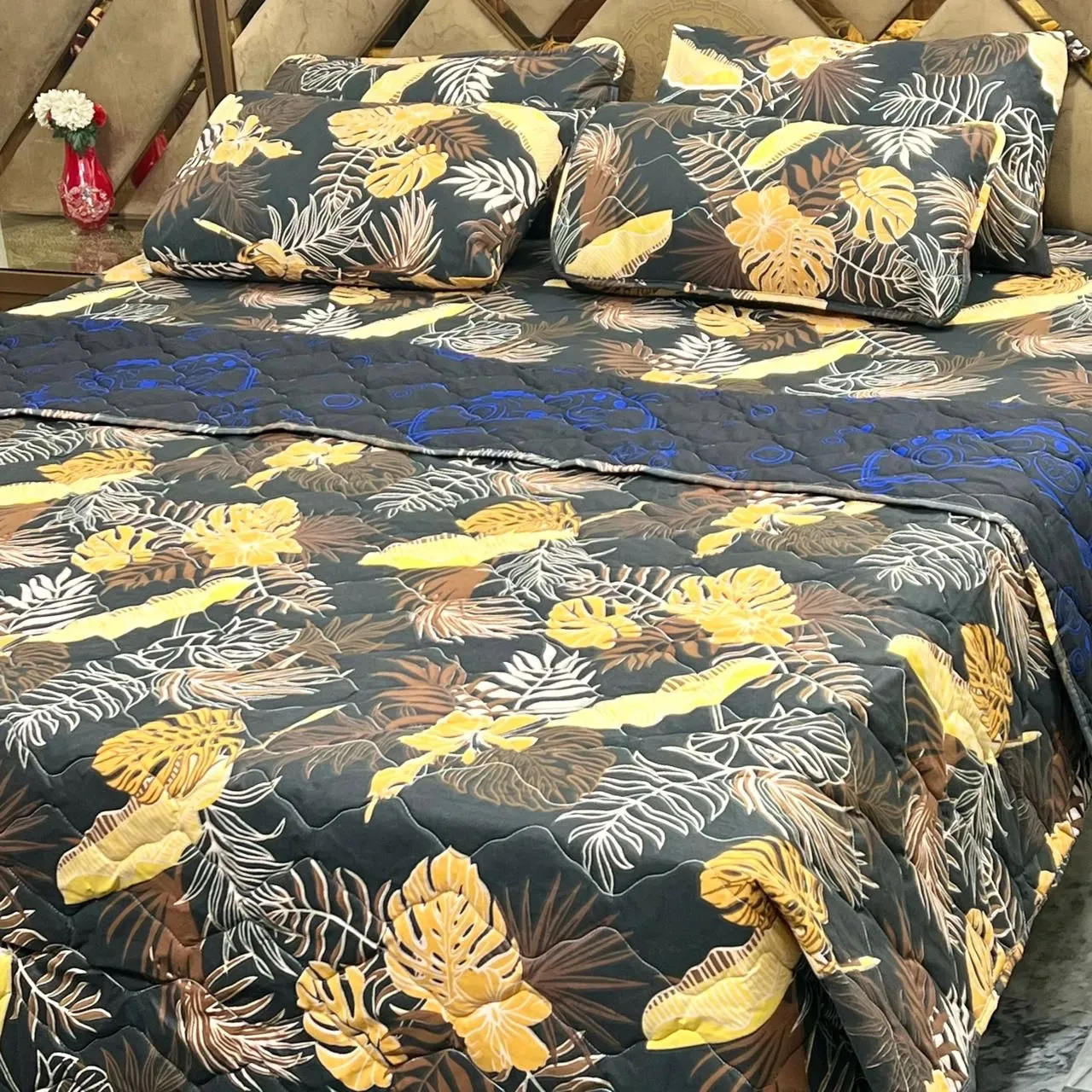 6 Piece Pure Cotton Comforter Set (29)