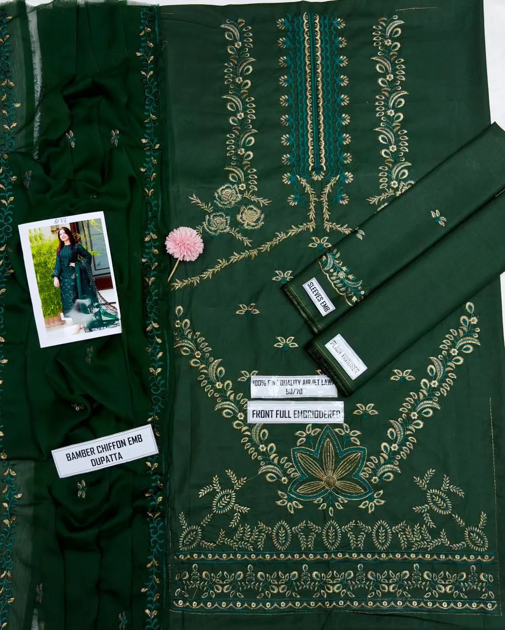 Nisa Embroidered Lawn Suit 2026 (1)