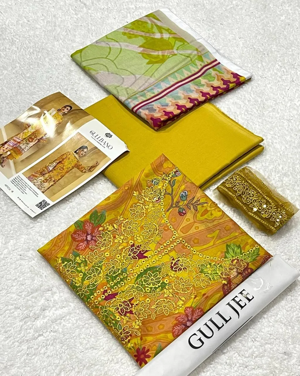Gull Jee Original Lawn Suit 2026 (14)