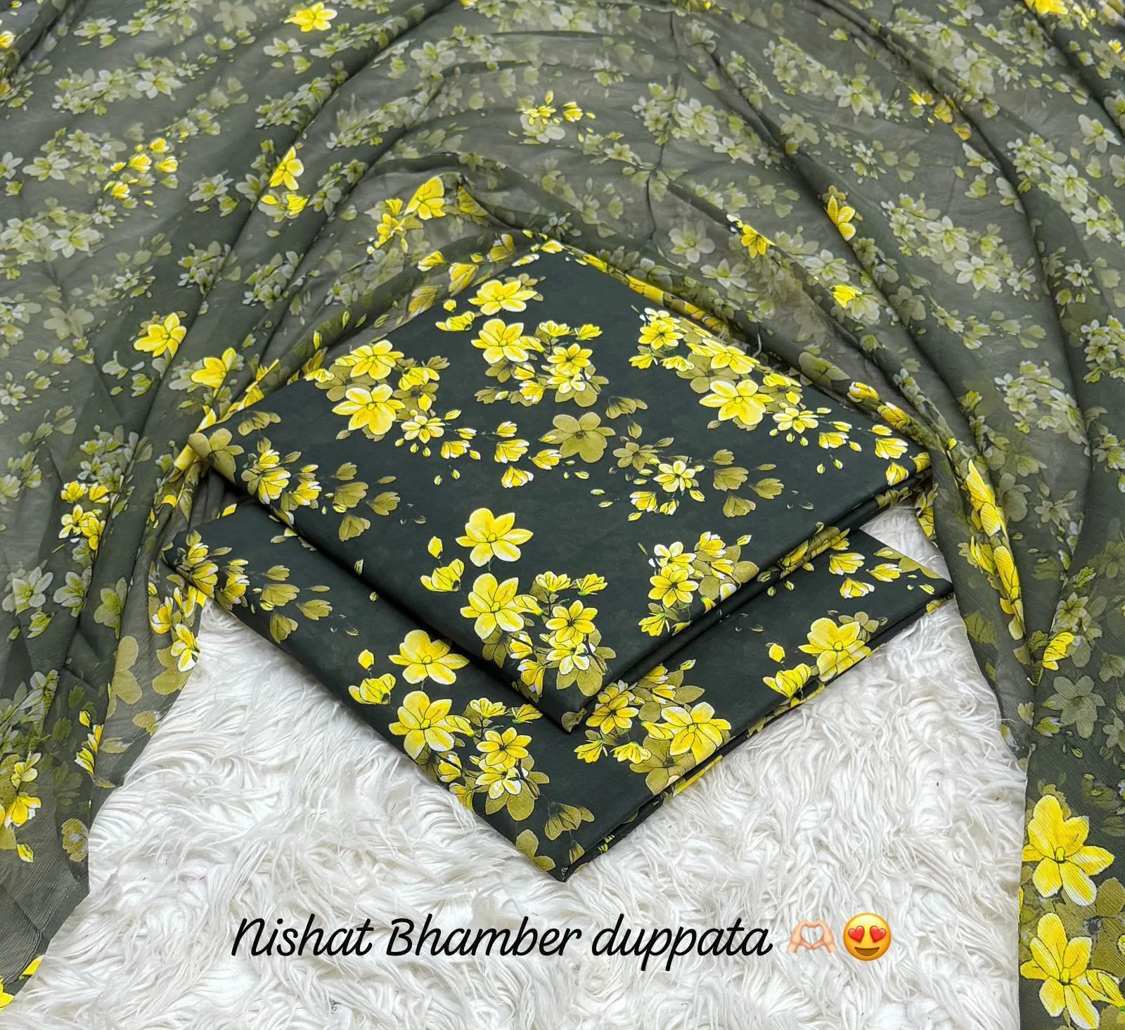 Nishat Premium Bhamber Lawn Suit 2026 | Digital Printed Collection